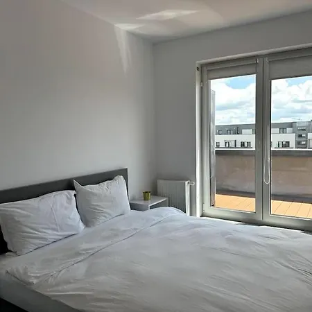 Seville Cu Terasa & La Munte Brašov